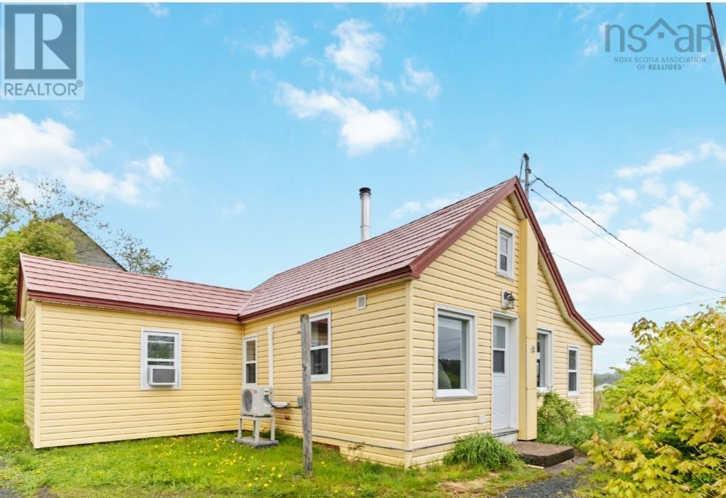 5448 Highway 325