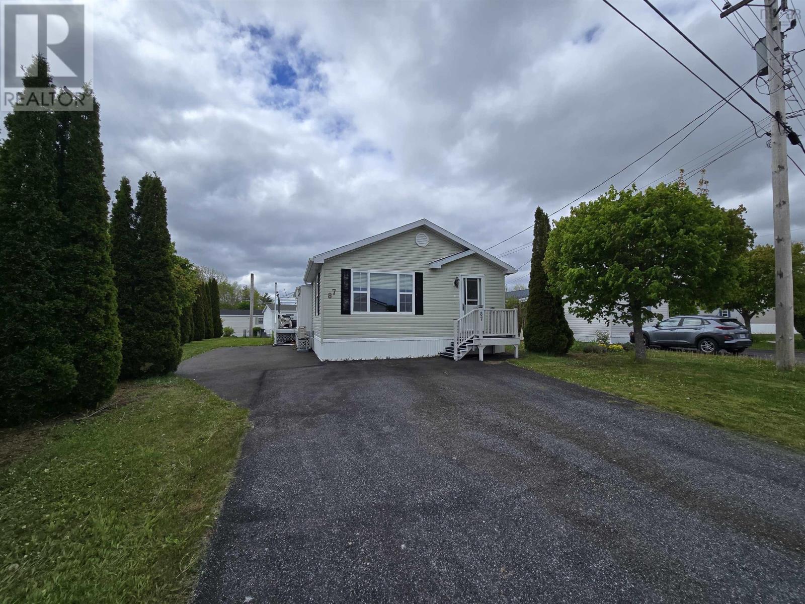 87 Haven Drive Property Photo 1