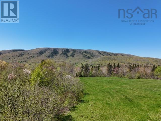 252 Highway Property Photo 1