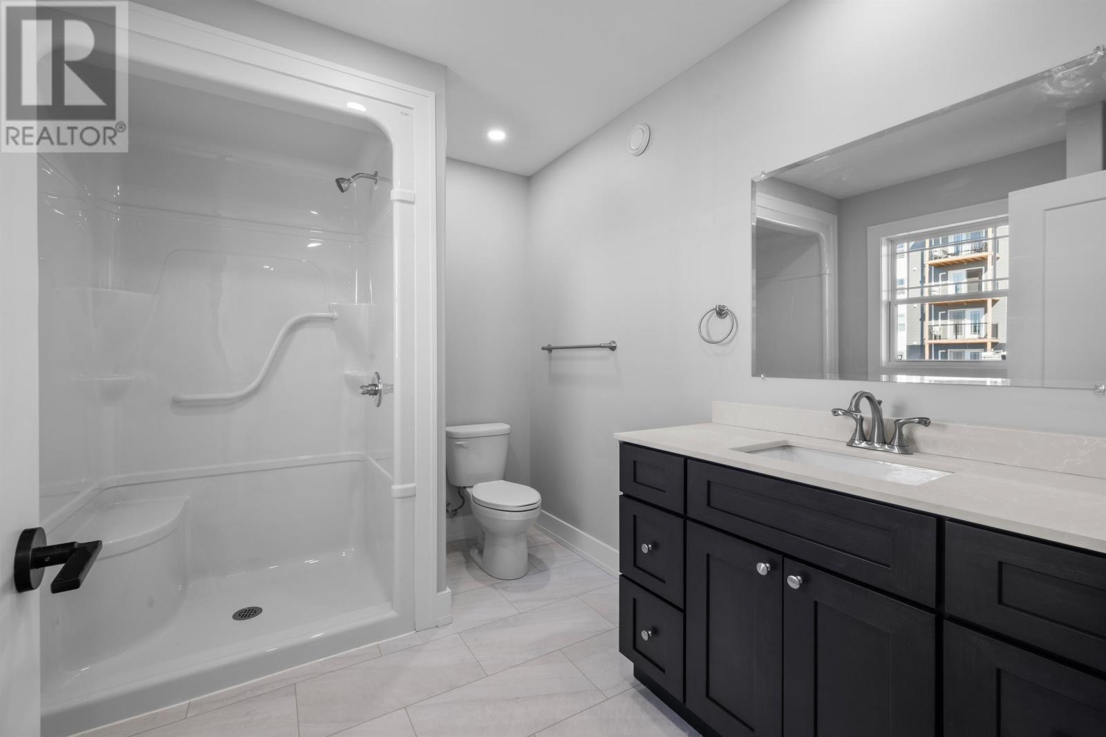 75, 77, 79 Anne Avenue North Property Photo 32