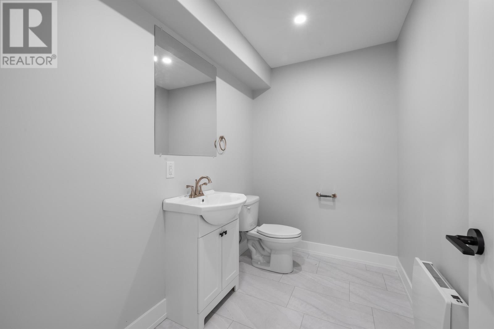 75, 77, 79 Anne Avenue North Property Photo 36