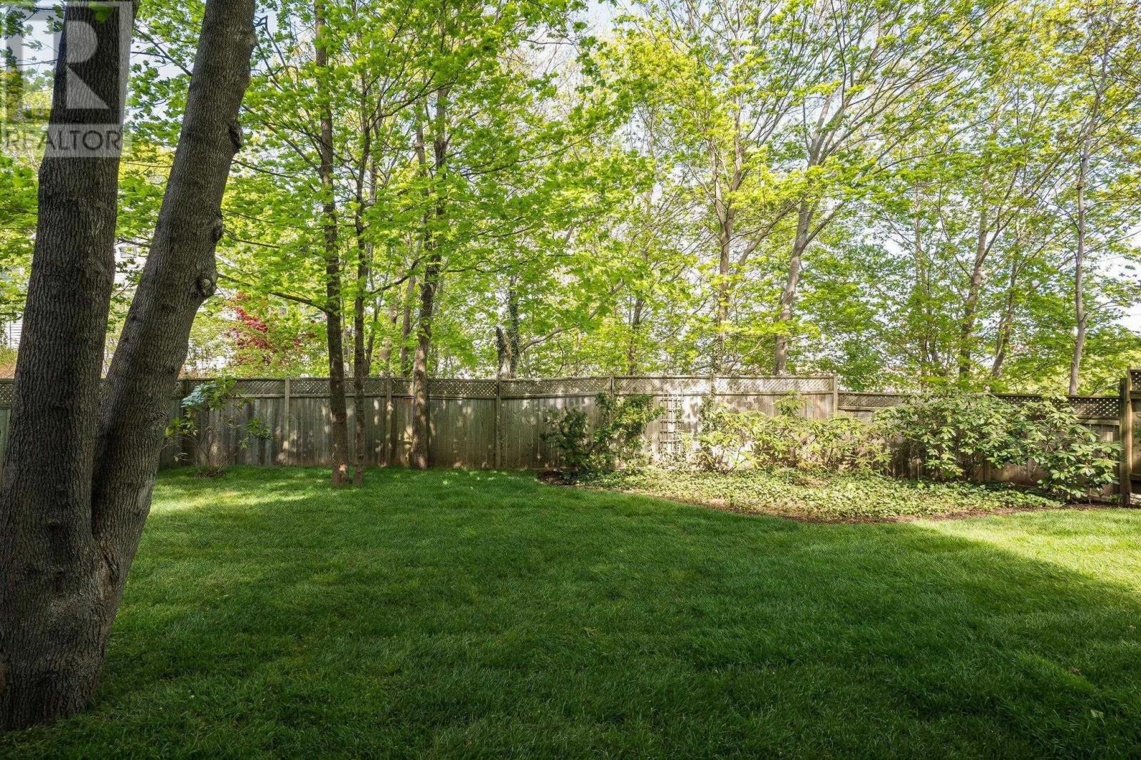 745 Young Avenue Property Photo 2