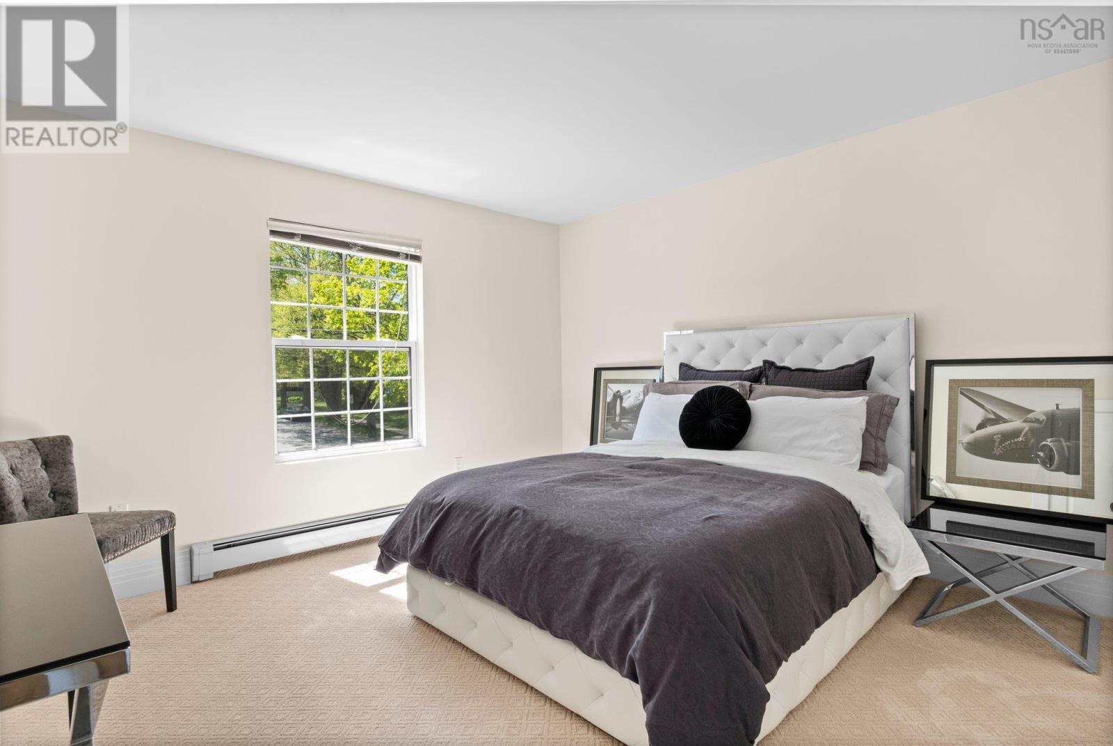 745 Young Avenue Property Photo 25