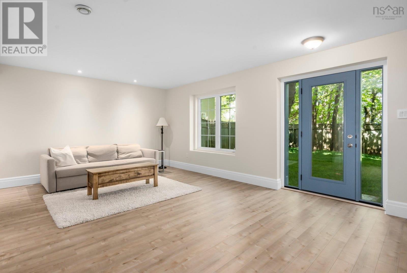 745 Young Avenue Property Photo 35