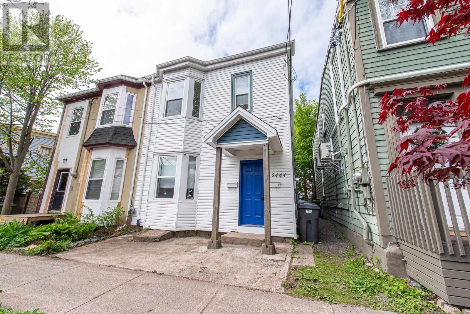 2444 John Street Property Photo 1