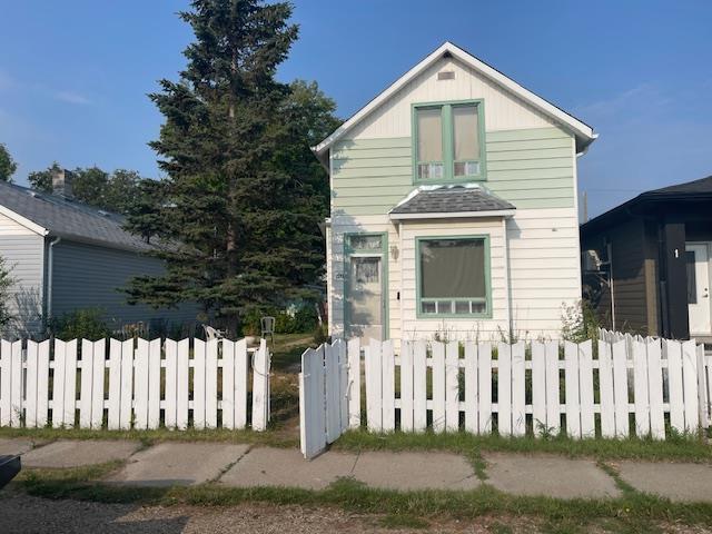 728 7th Street Property Photo 1