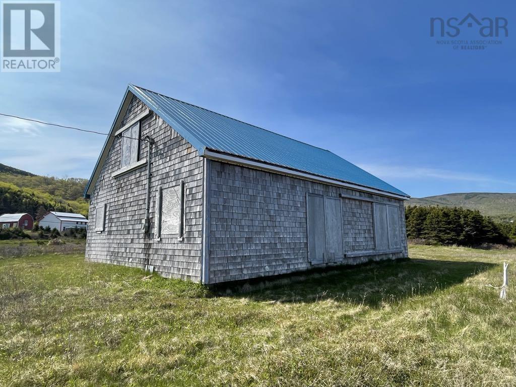 99 Pleasant Bay Loop Property Photo 3