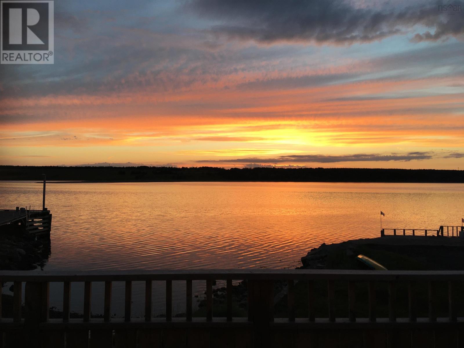 15319 Cabot Trail Property Photo 1