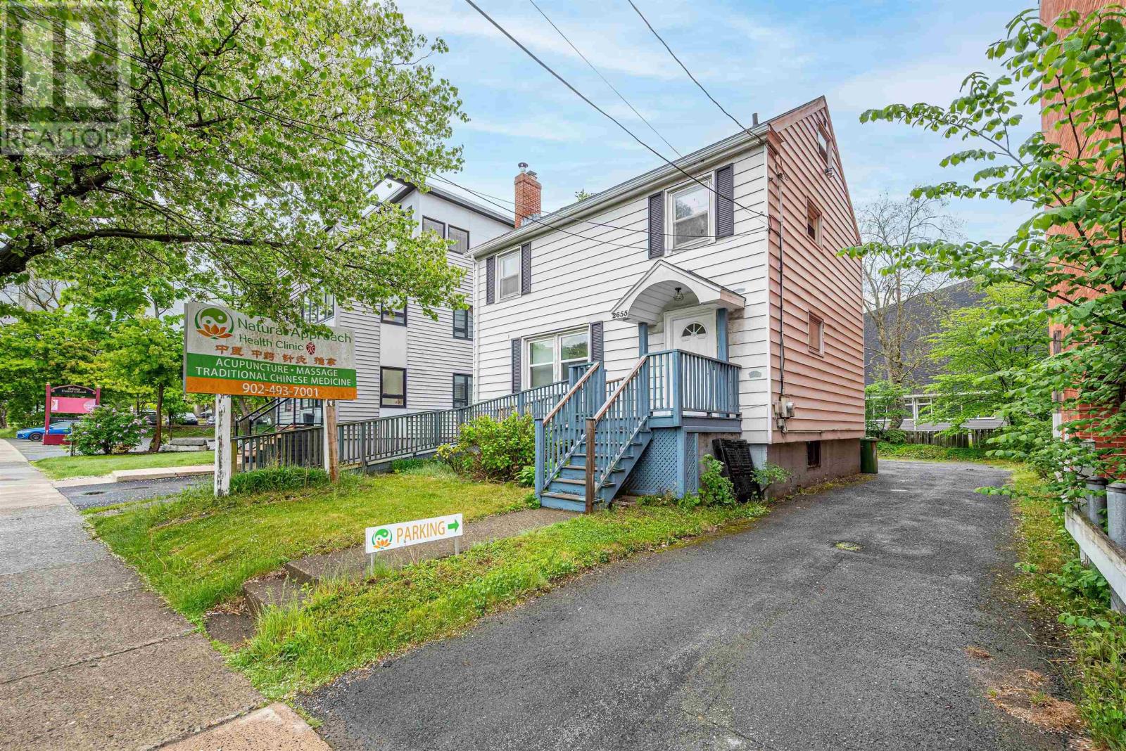 2655 Joseph Howe Drive Property Photo 1