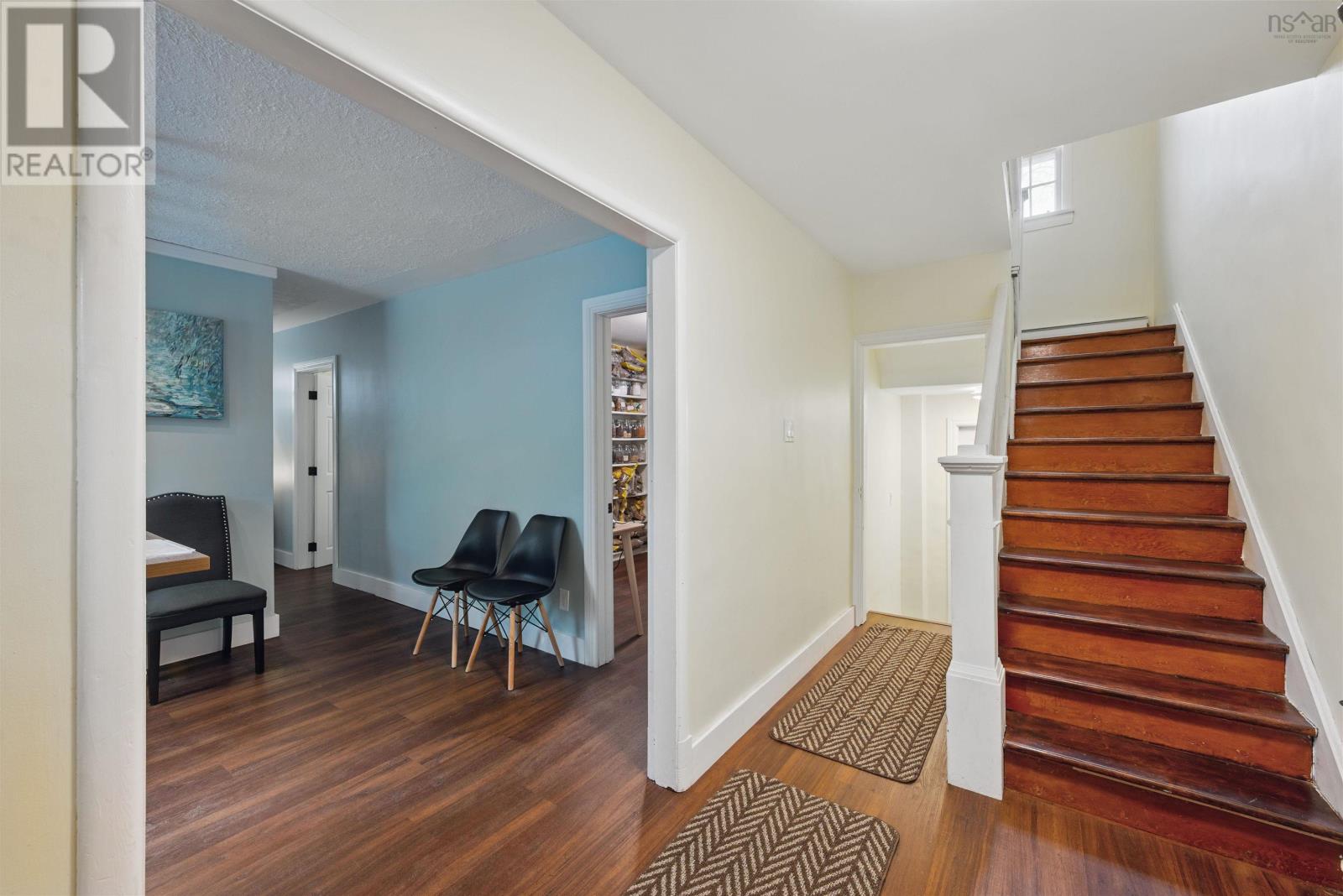 2655 Joseph Howe Drive Property Photo 8