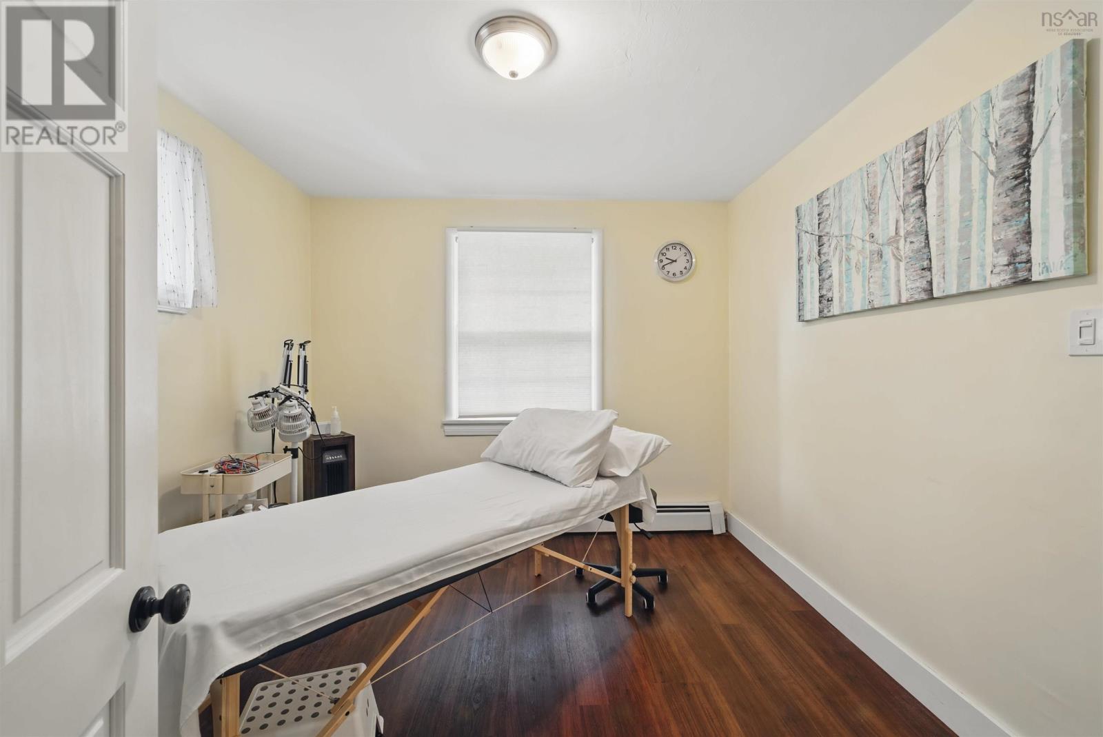 2655 Joseph Howe Drive Property Photo 14