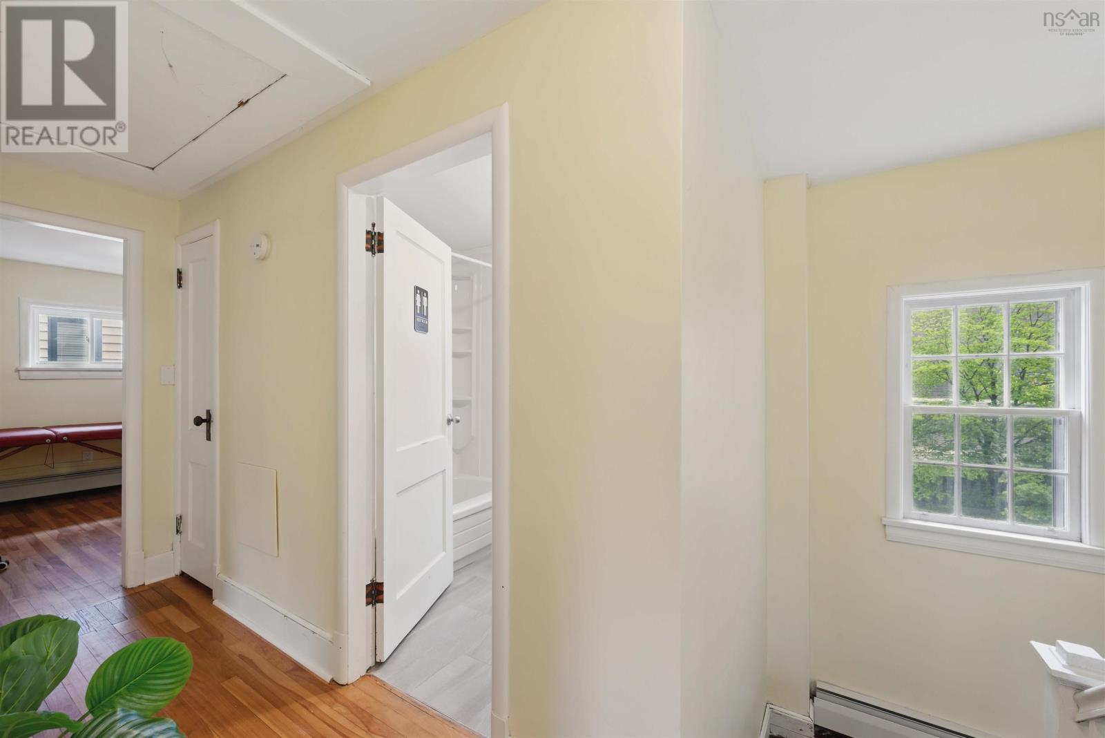 2655 Joseph Howe Drive Property Photo 19