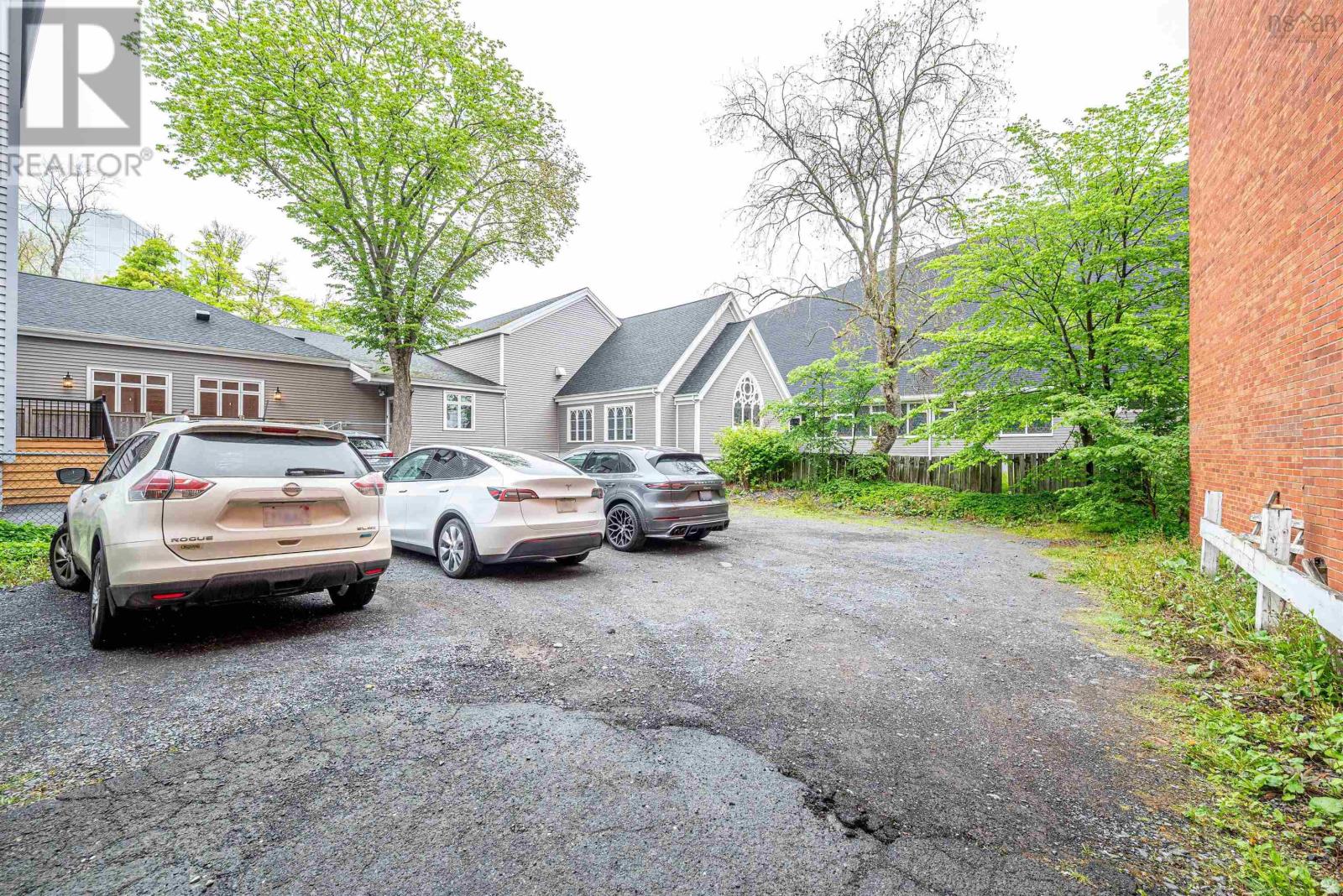 2655 Joseph Howe Drive Property Photo 35