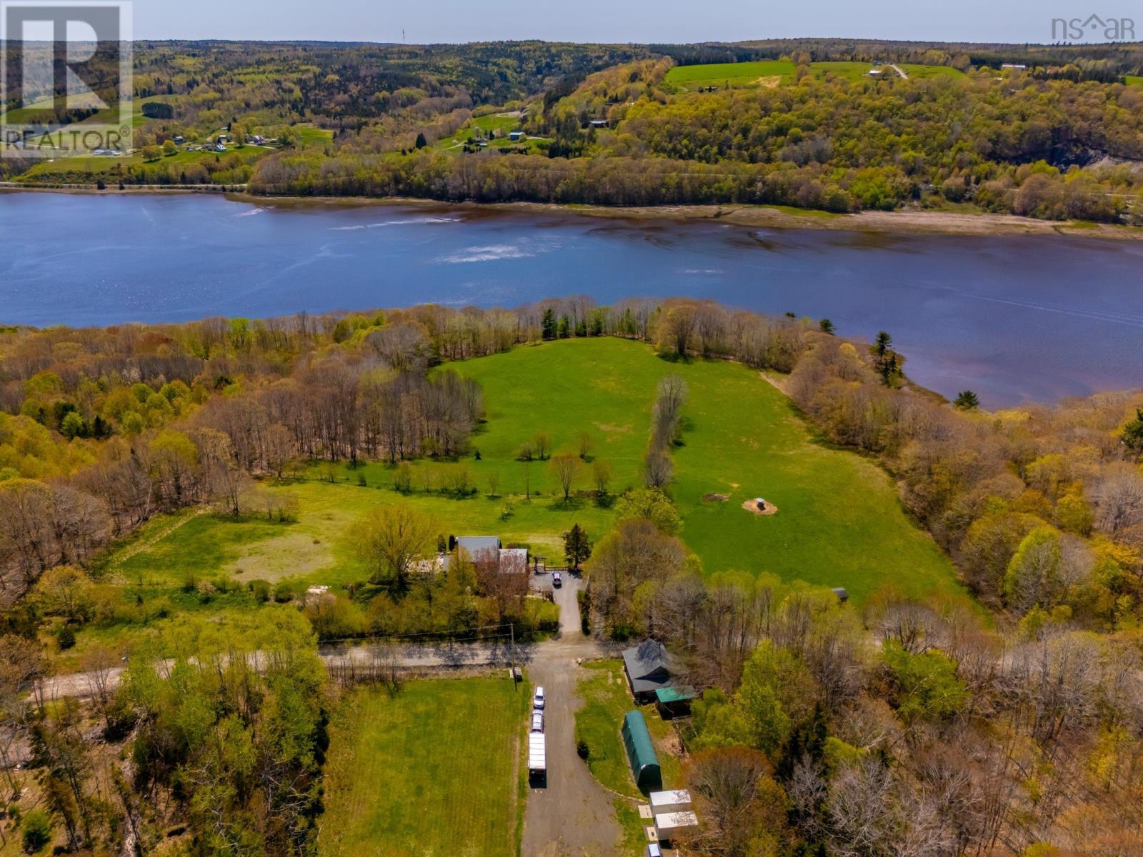 481 Chute Road Property Photo 1