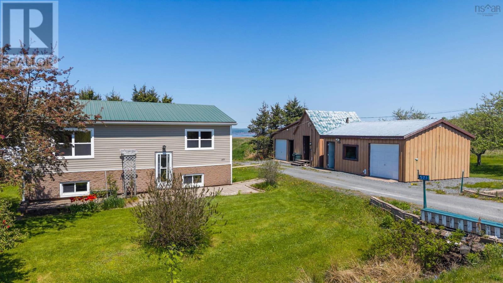 571 Burntcoat Road