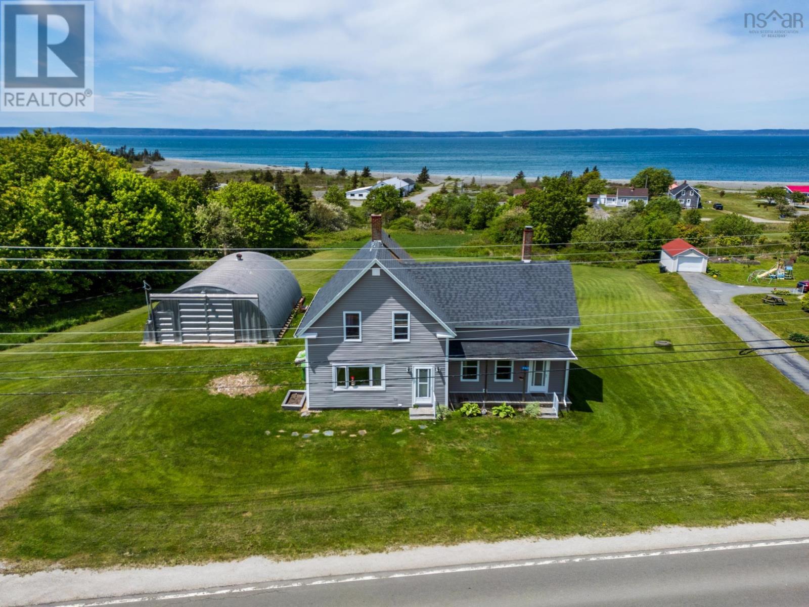 3163 Highway 1 Property Photo 1