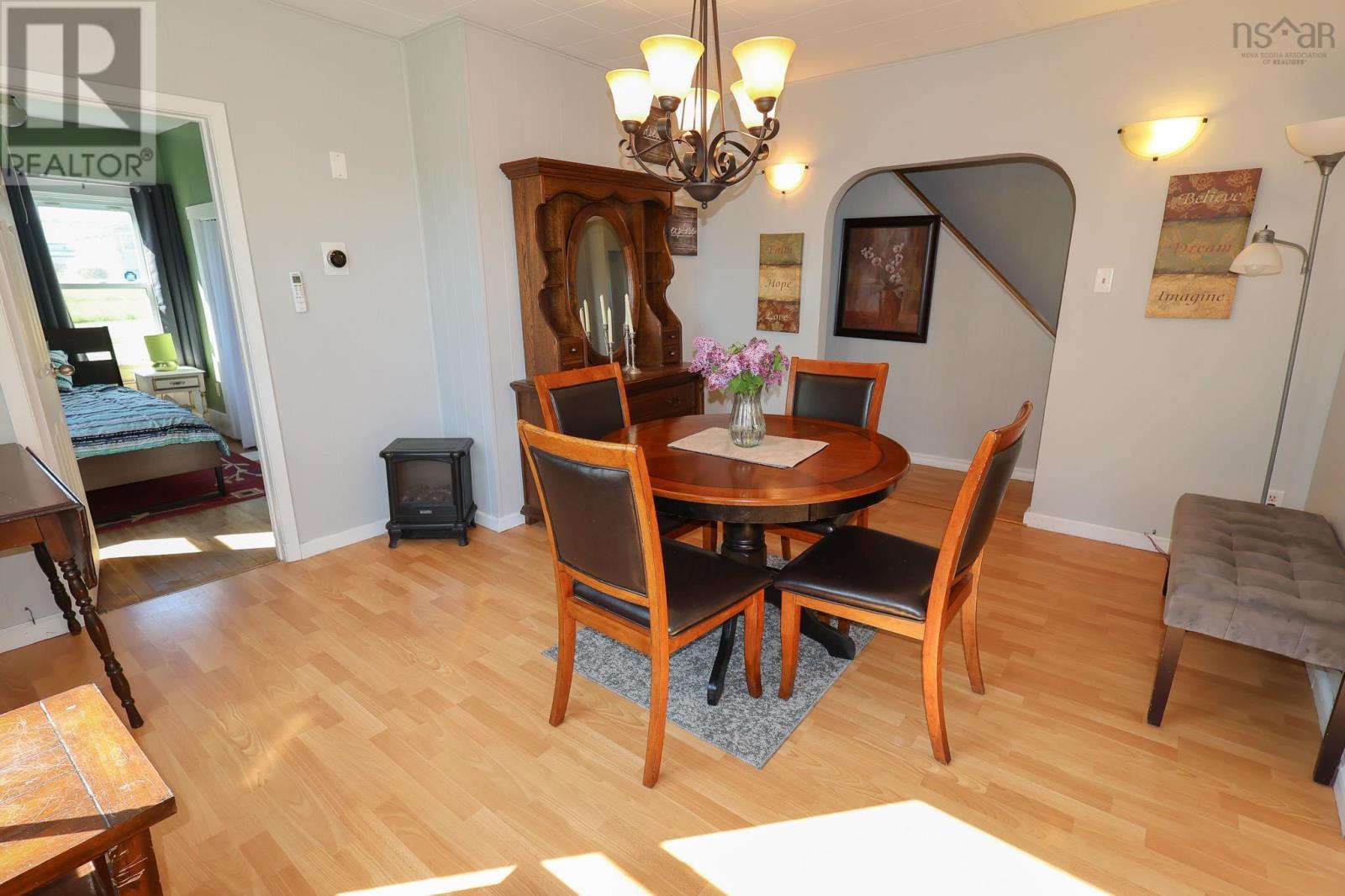 500 Northwest Road Property Photo 12