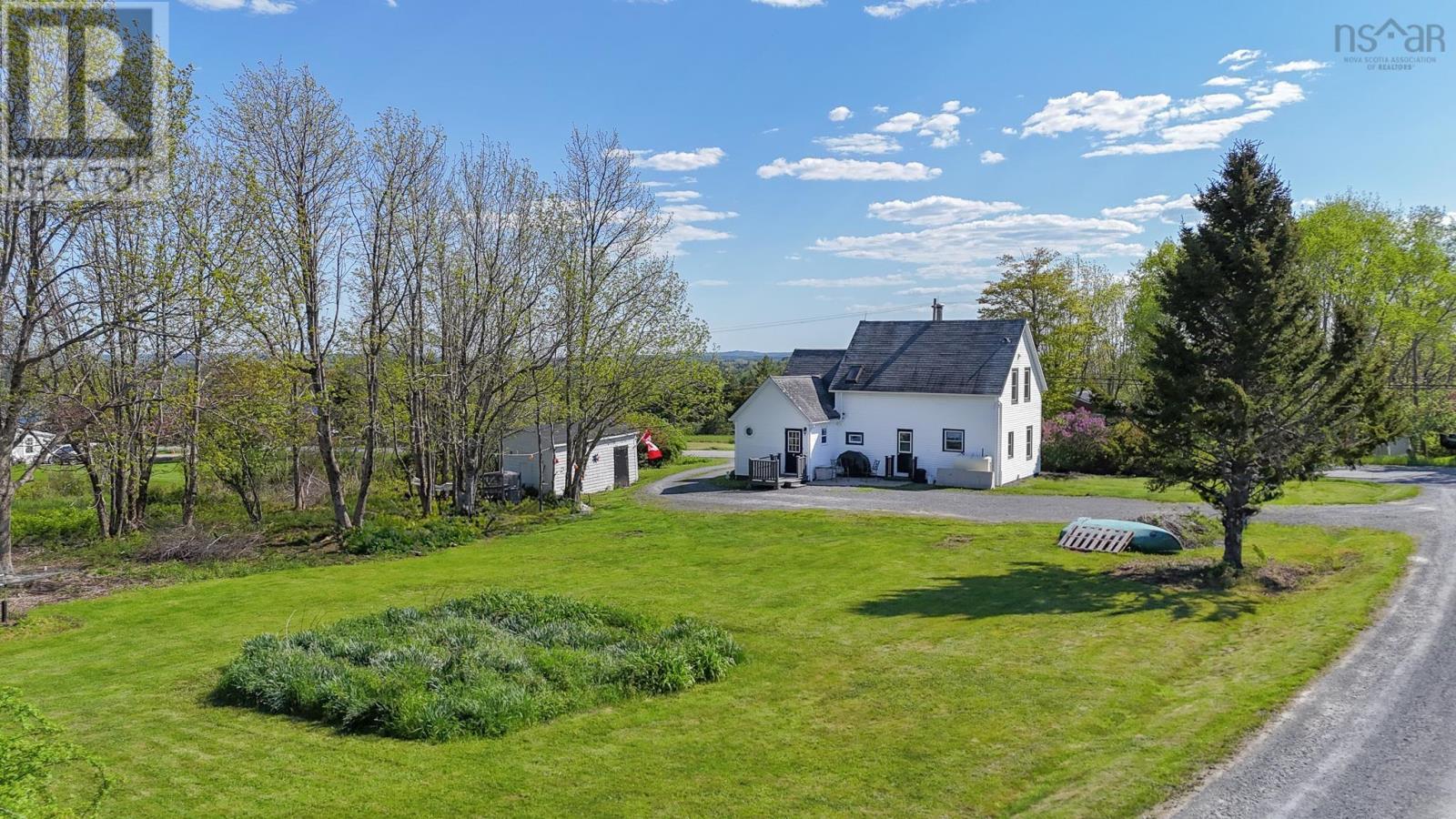 500 Northwest Road Property Photo 36