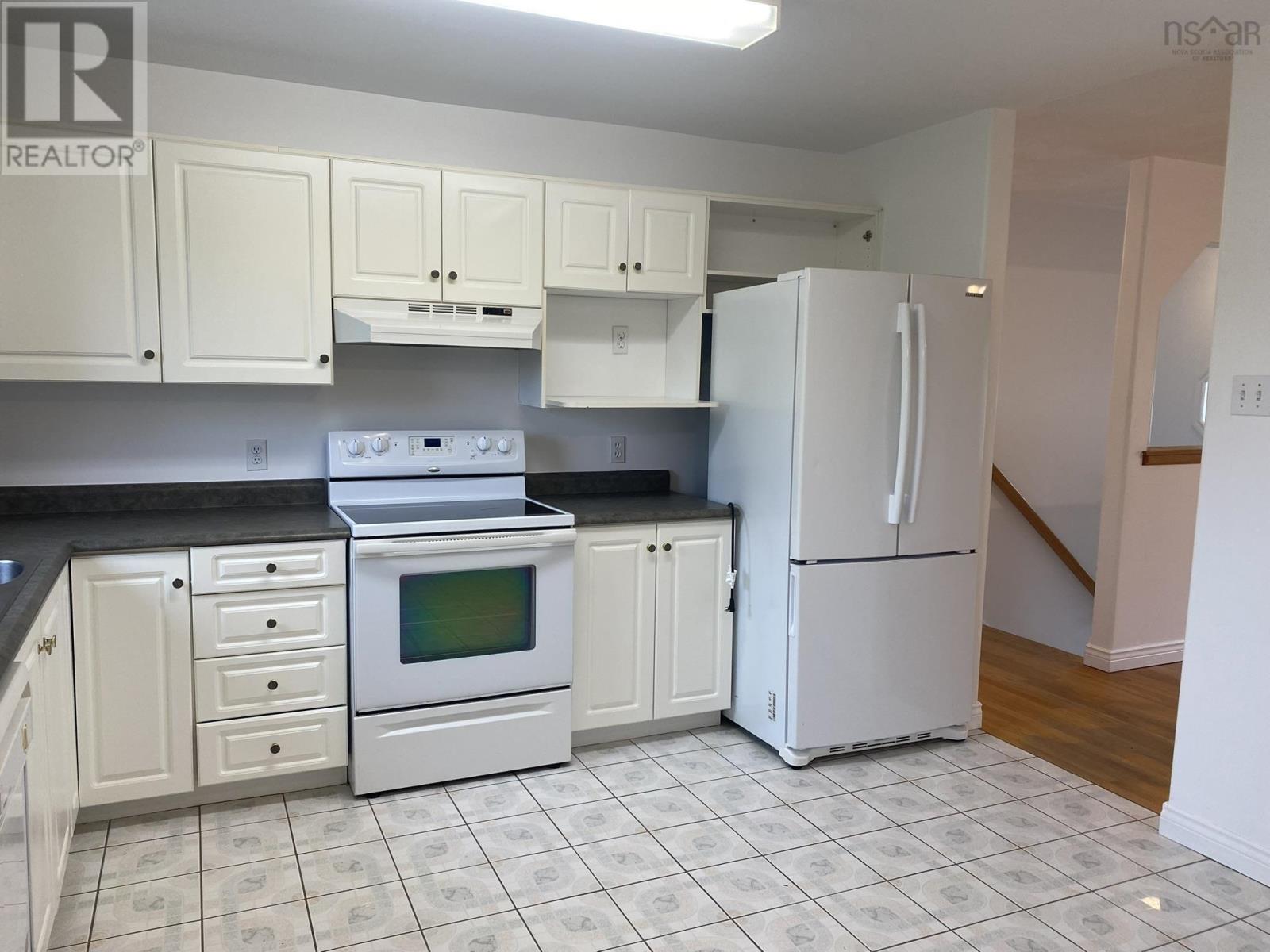 32 James Street Property Photo 9