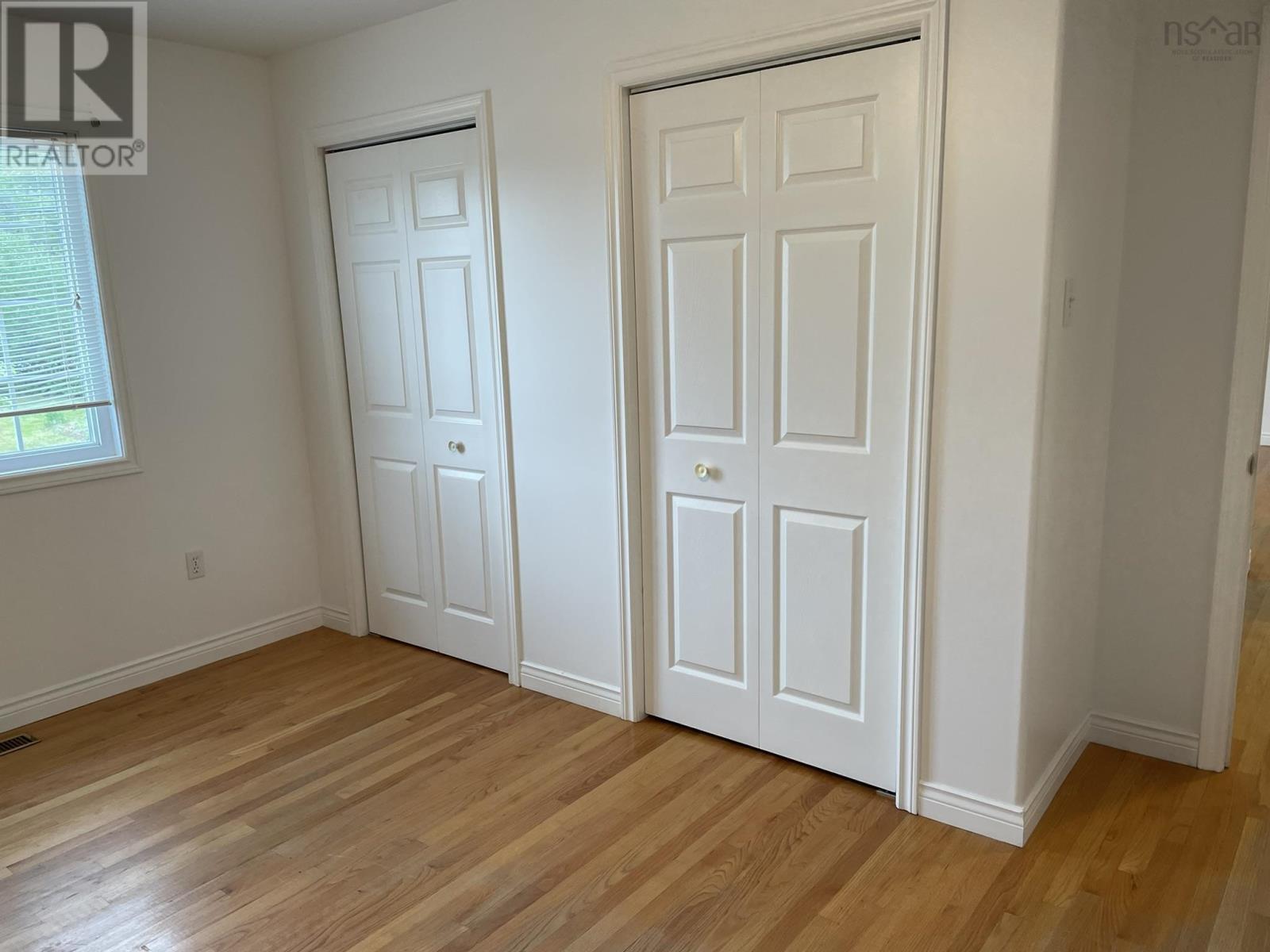 32 James Street Property Photo 15