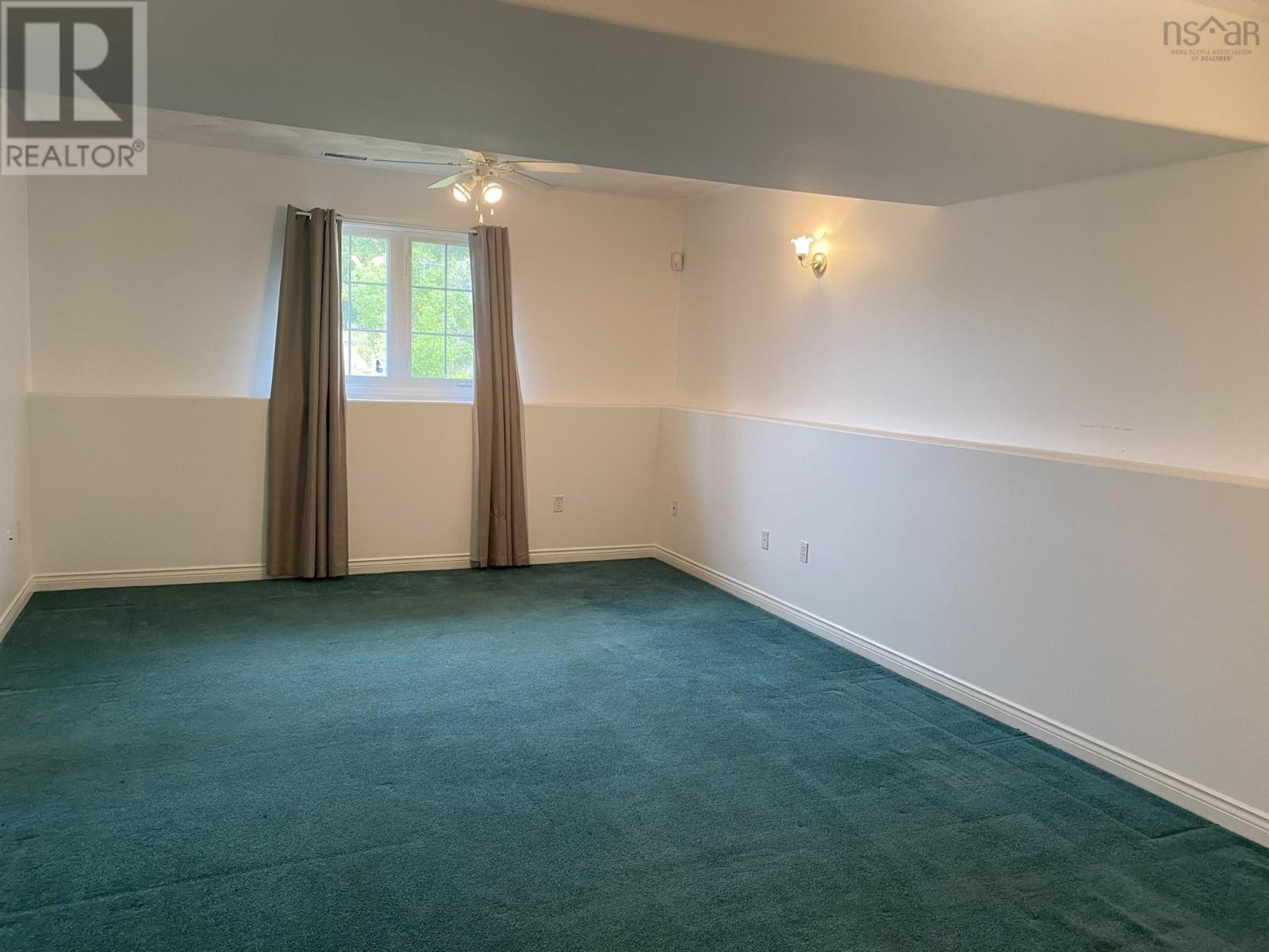 32 James Street Property Photo 23