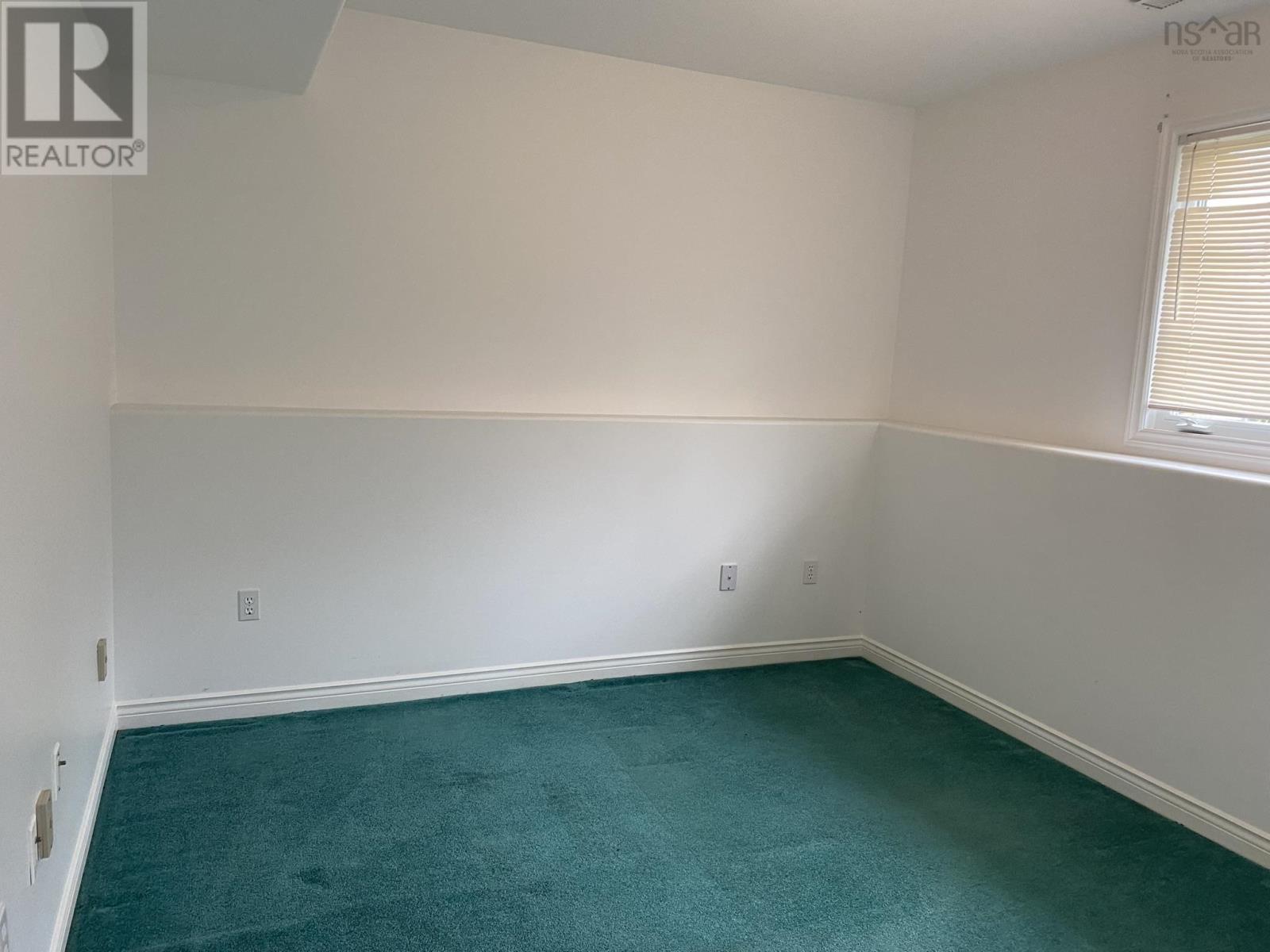 32 James Street Property Photo 25