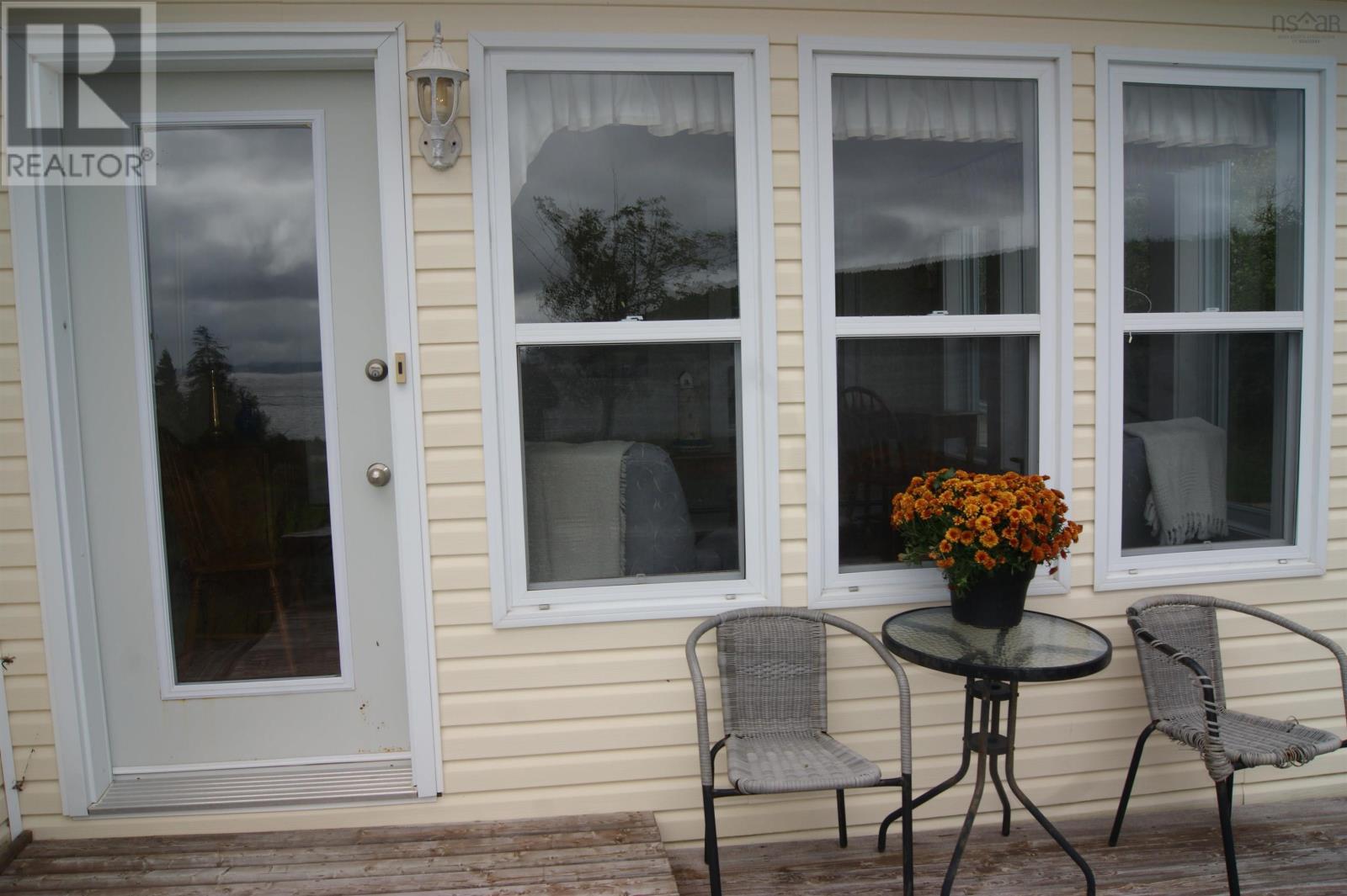 1011 Highway 205 Property Photo 4