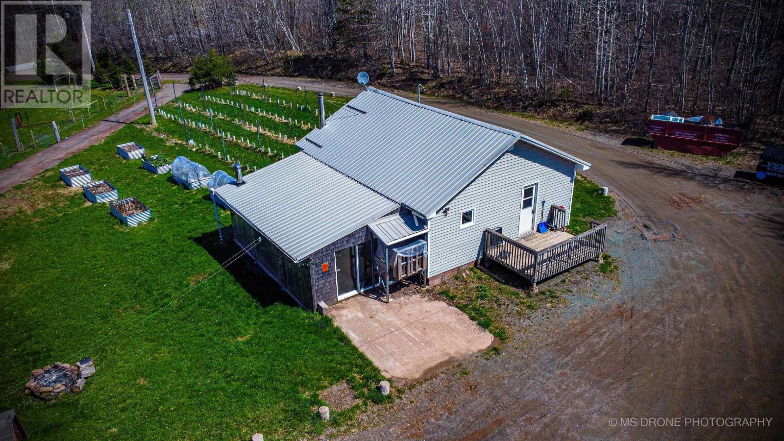 1064 Highway 321 Property Photo 18