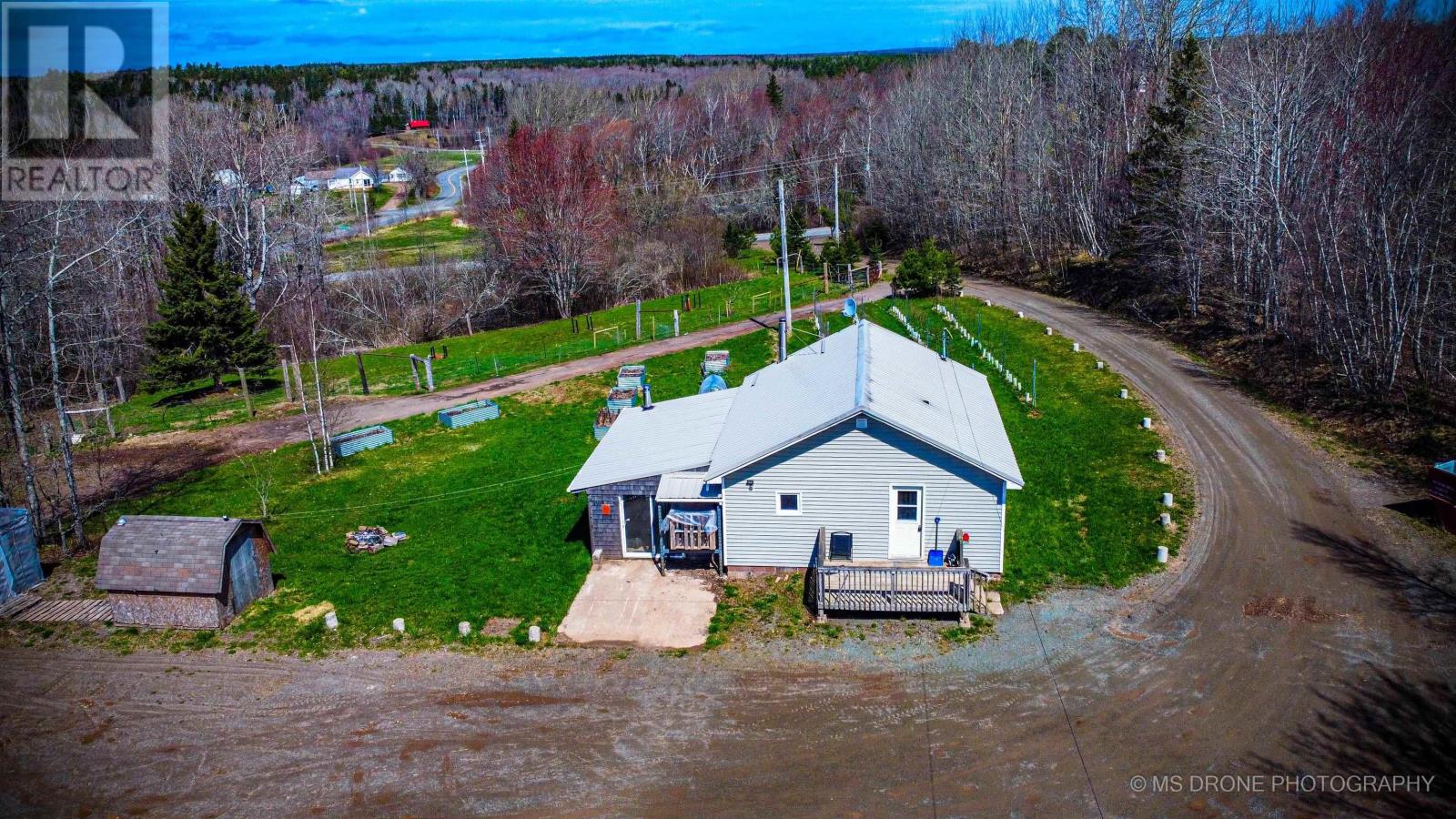 1064 Highway 321 Property Photo 24