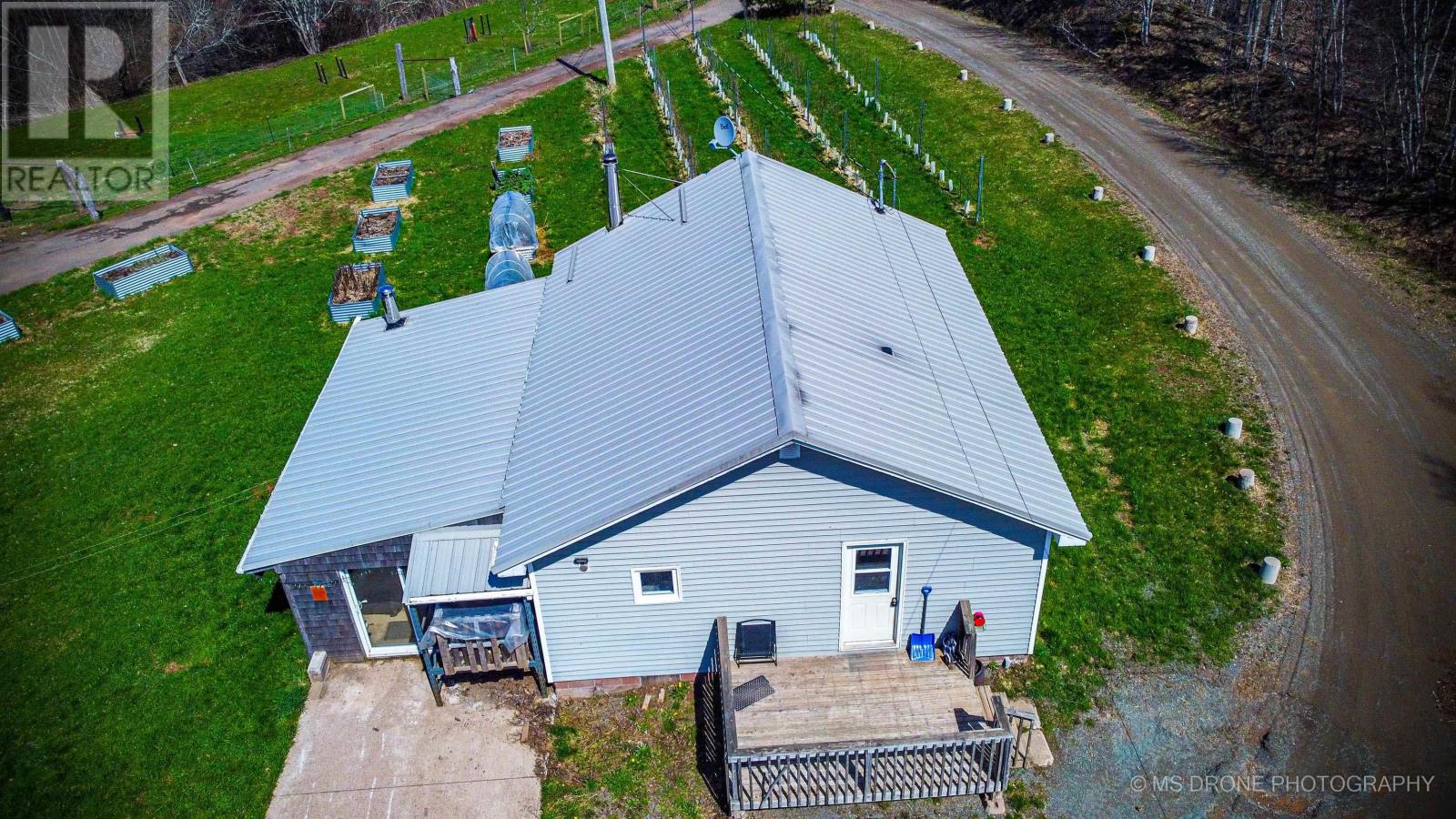 1064 Highway 321 Property Photo 25