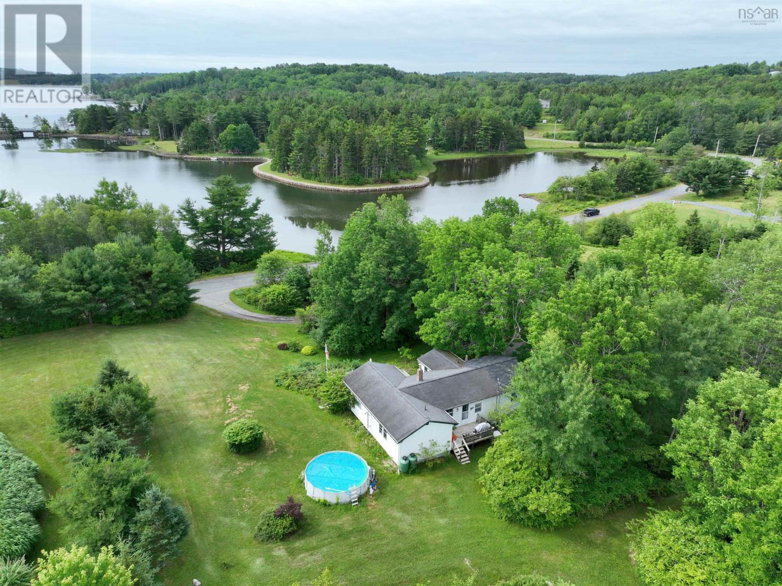500 Mader's Cove Road Property Photo