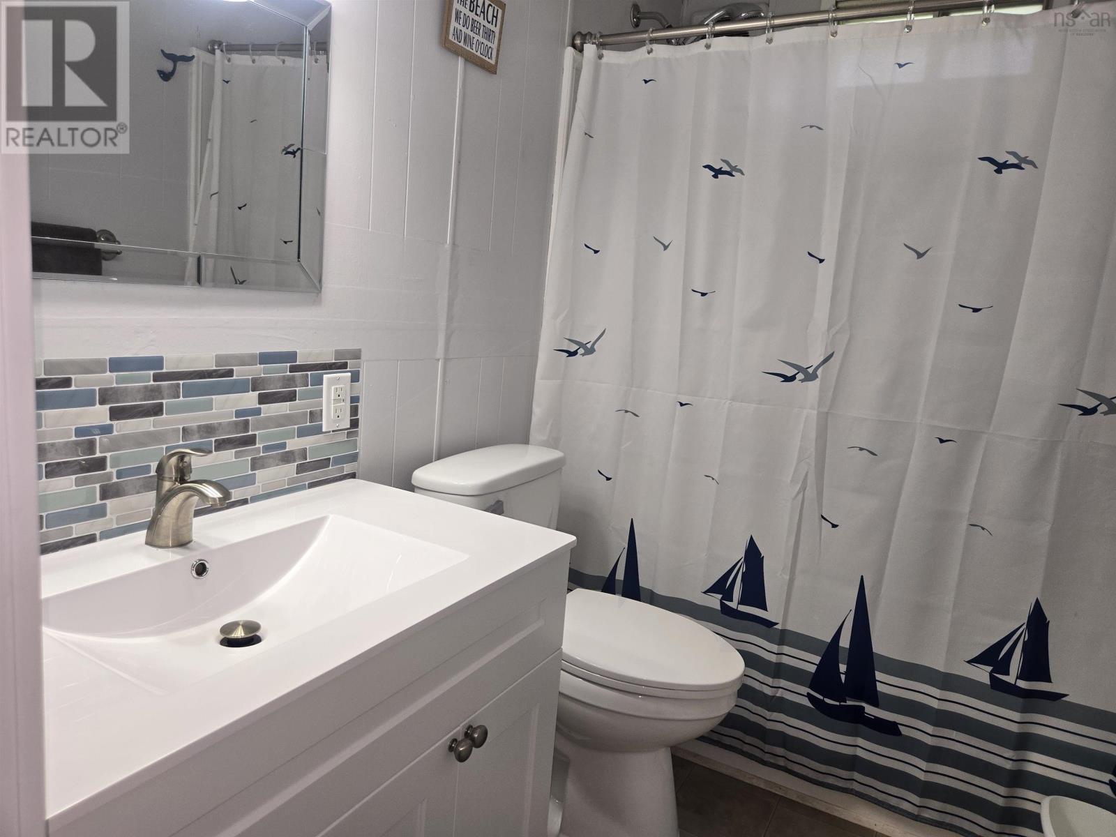 116 6 Highway Property Photo 11