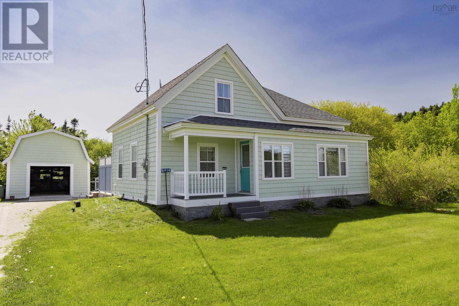 8414 Highway 209 Property Photo 1