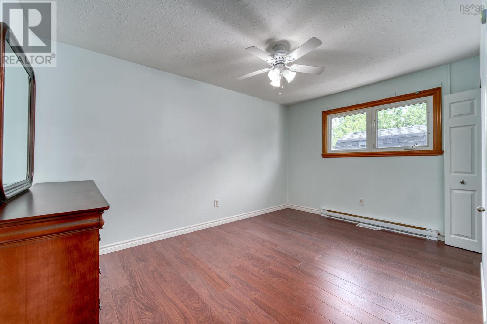 14 Inverary Drive Property Photo 6