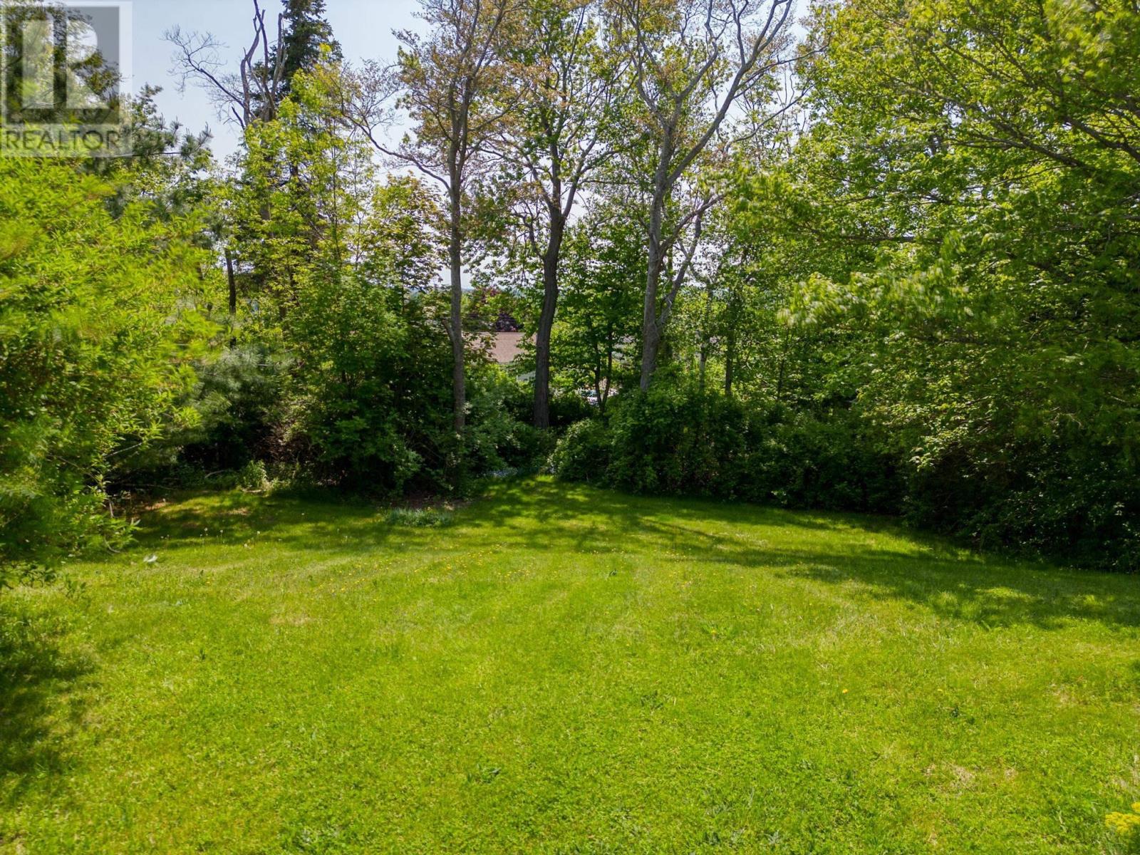 14 Inverary Drive Property Photo 32