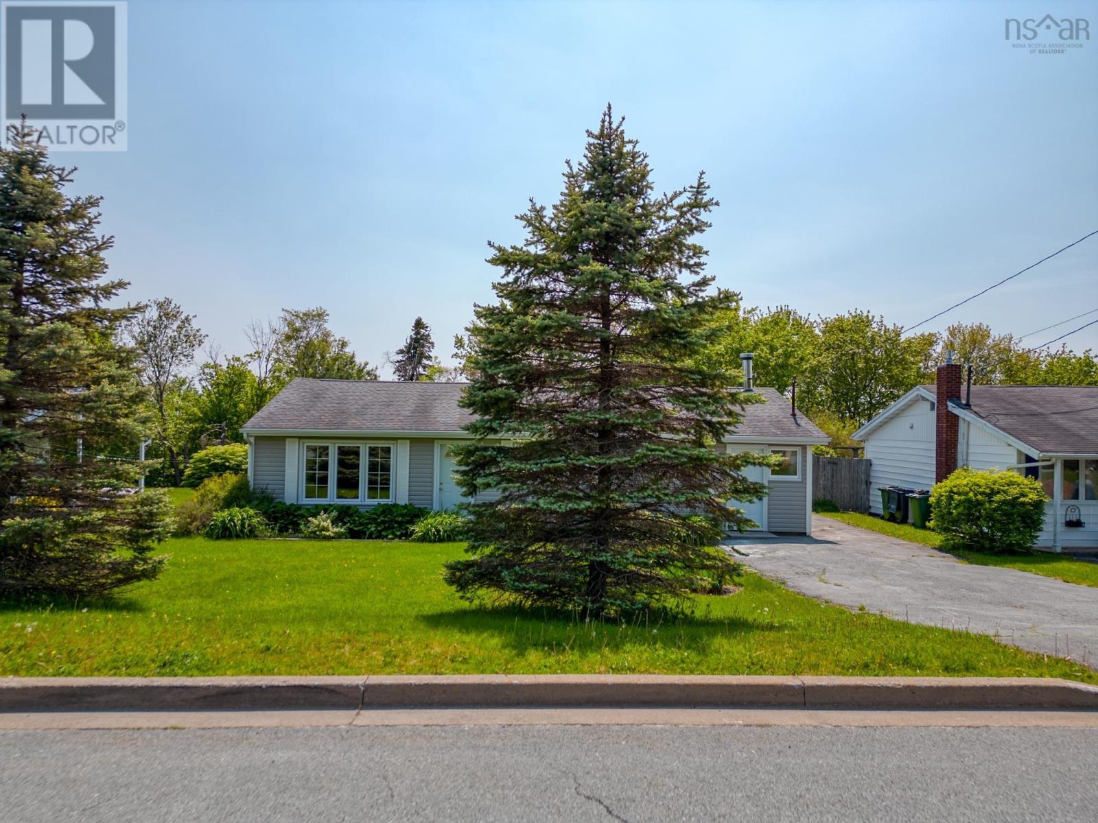 14 Inverary Drive Property Photo 36