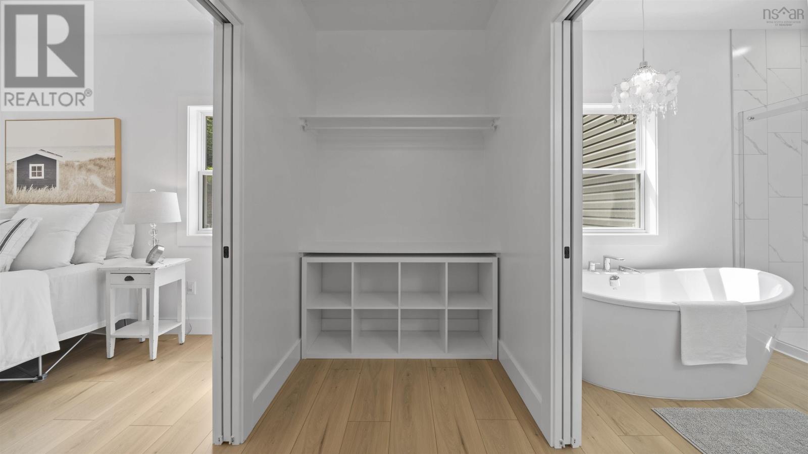 4 Charles Meade Drive Property Photo 6