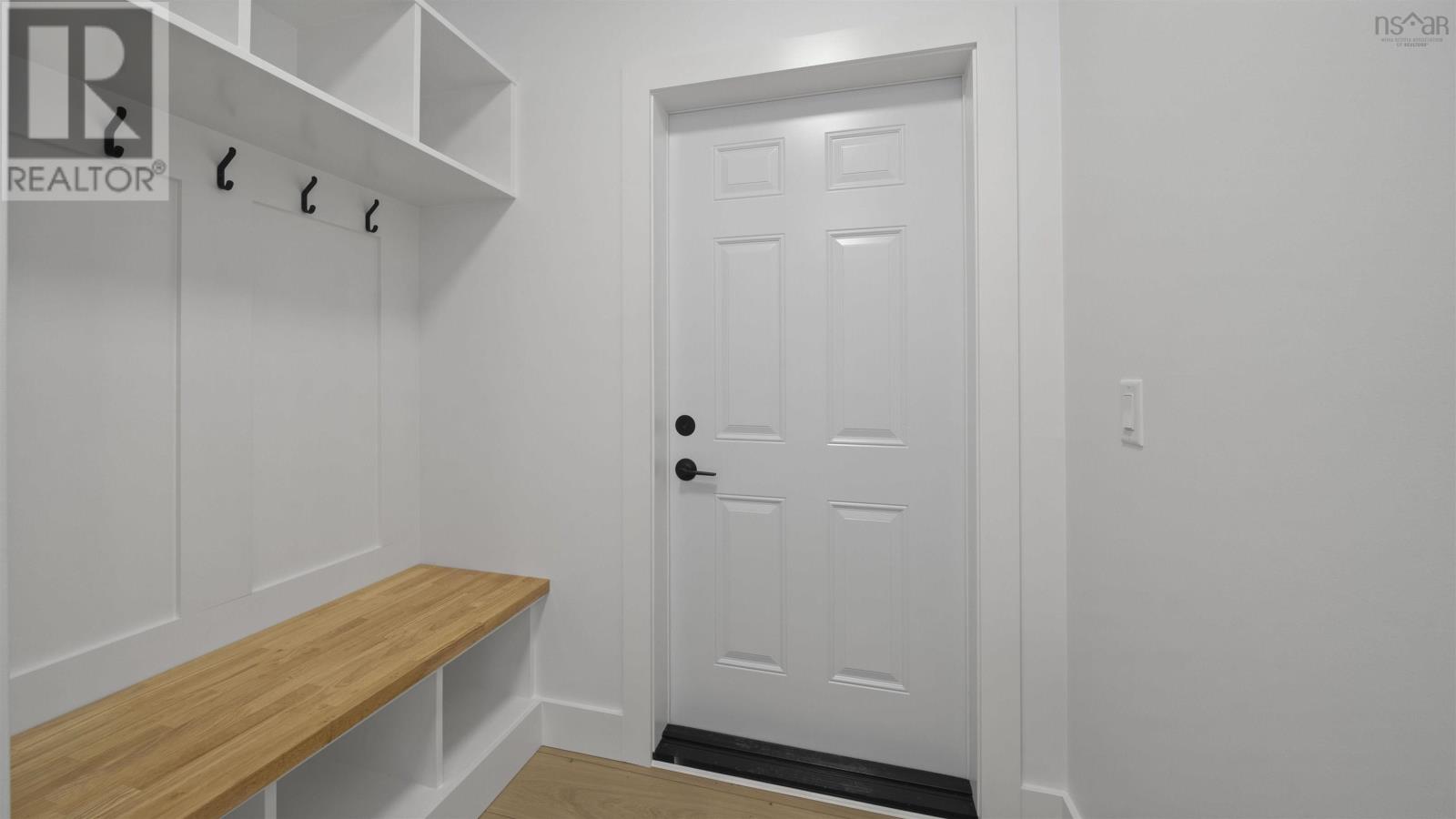 4 Charles Meade Drive Property Photo 29