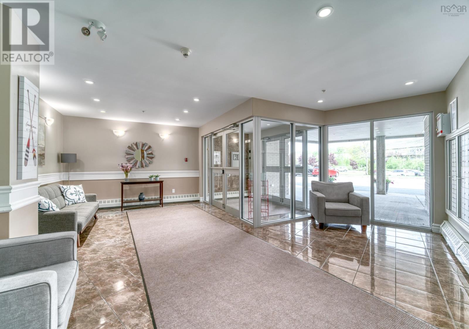 207 89 Pebblecreek Crescent Property Photo 2