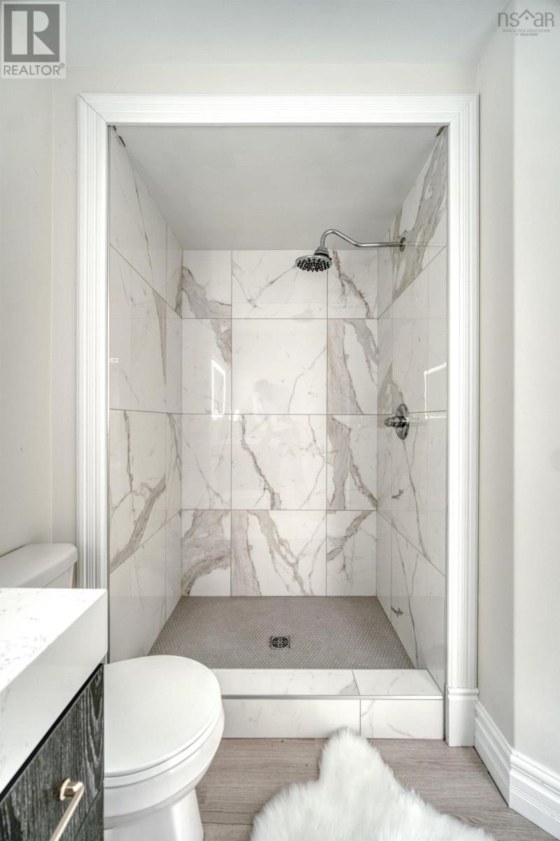 207 89 Pebblecreek Crescent Property Photo 31