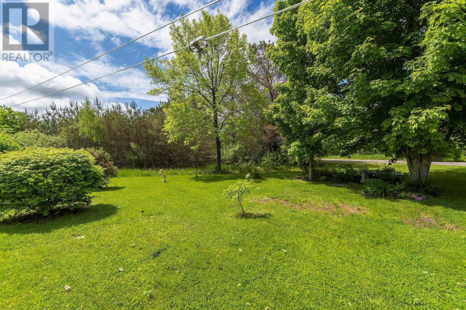 8770 Highway 201 Property Photo 4