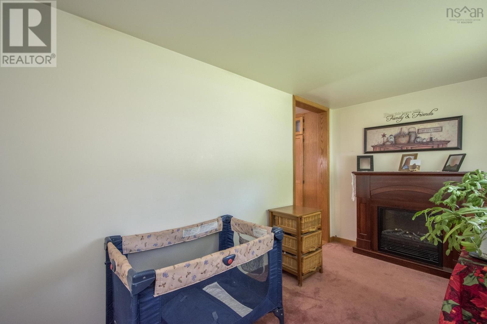 8770 Highway 201 Property Photo 23