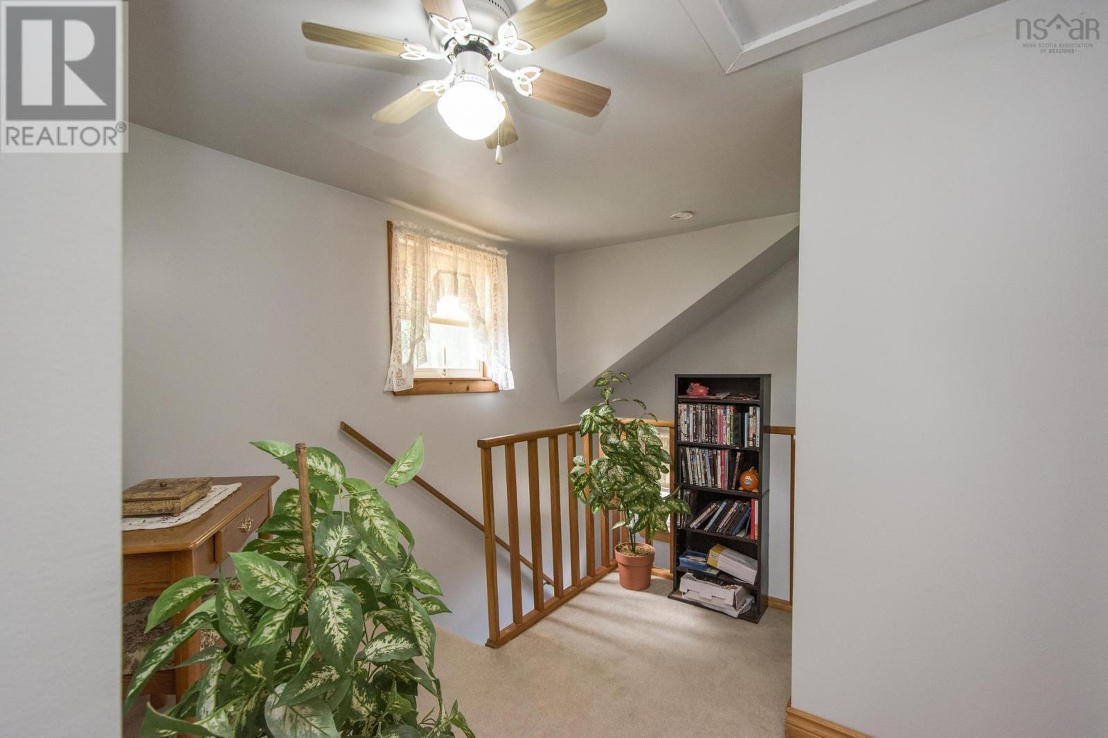 8770 Highway 201 Property Photo 27