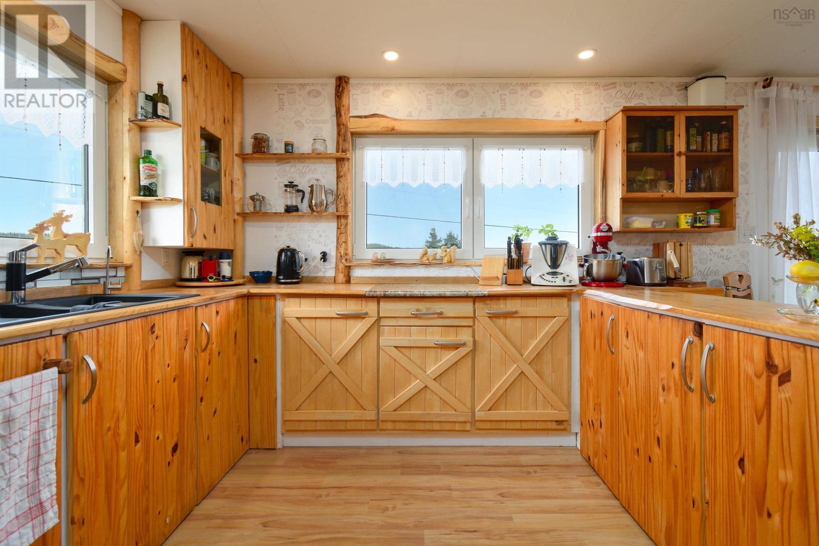 60 West Side Grand River Road Property Photo 16