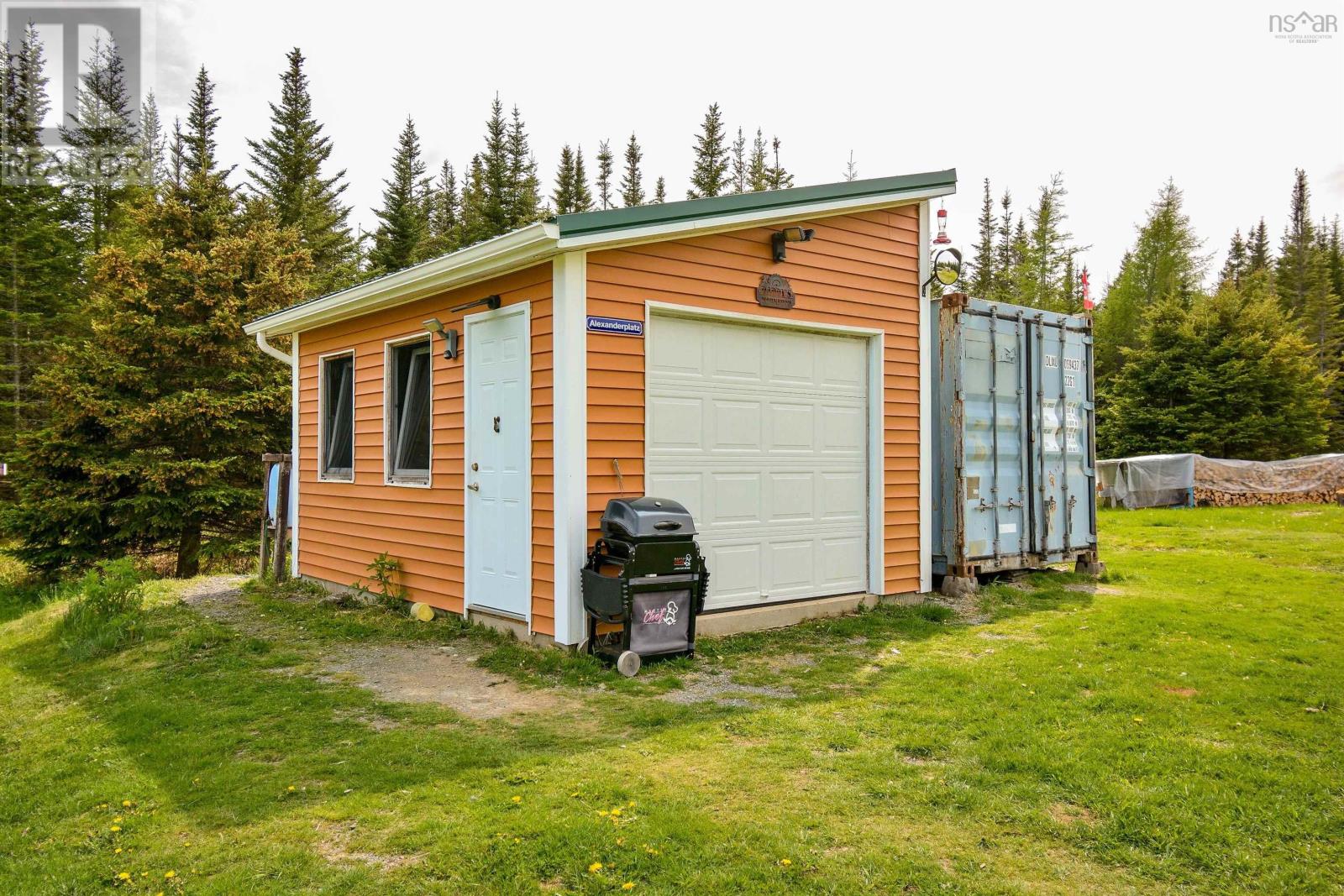 60 West Side Grand River Road Property Photo 33