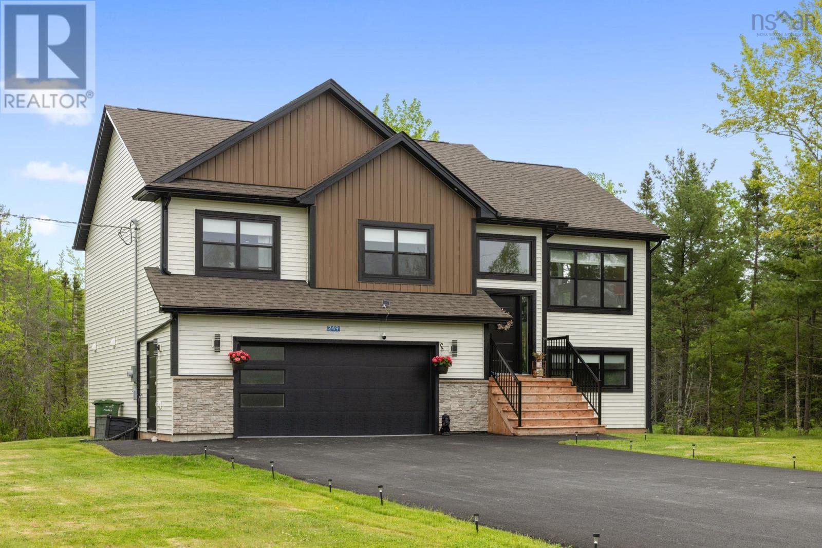 249 Rockcliffe Drive Property Photo 2