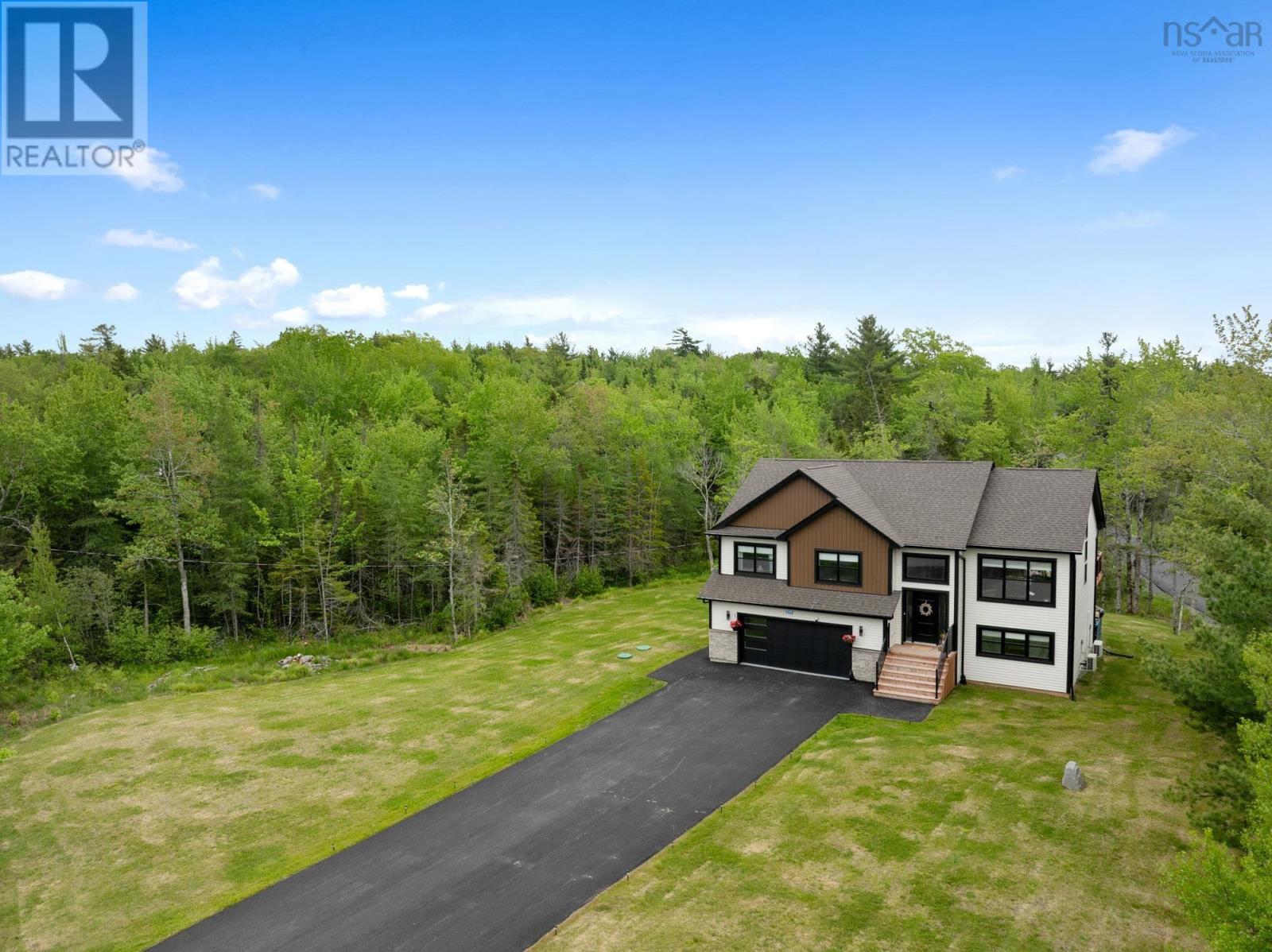 249 Rockcliffe Drive Property Photo 3