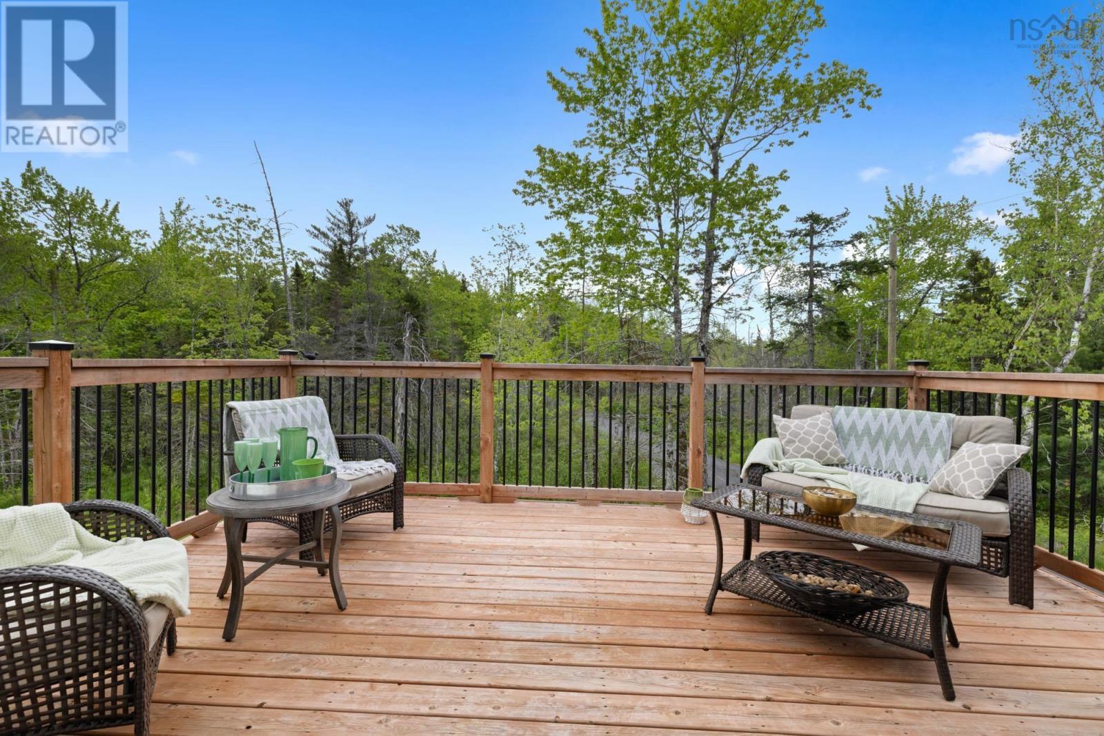 249 Rockcliffe Drive Property Photo 16