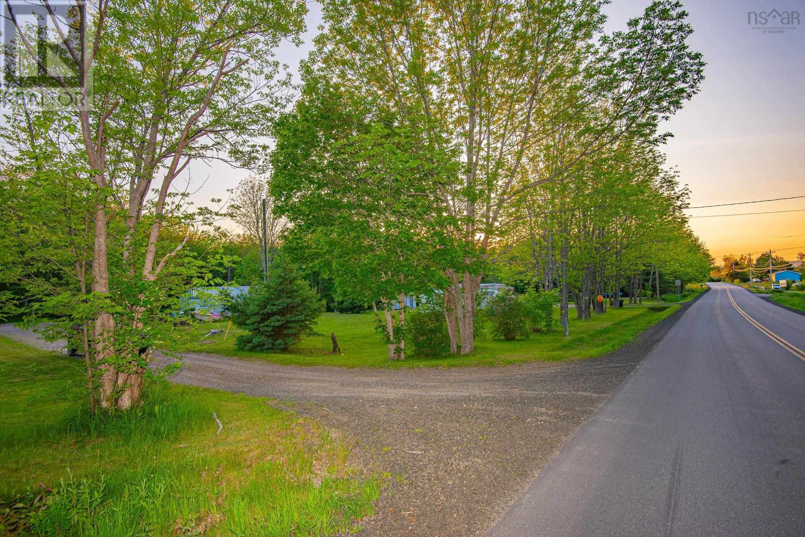 Lot Acacia Valley Road