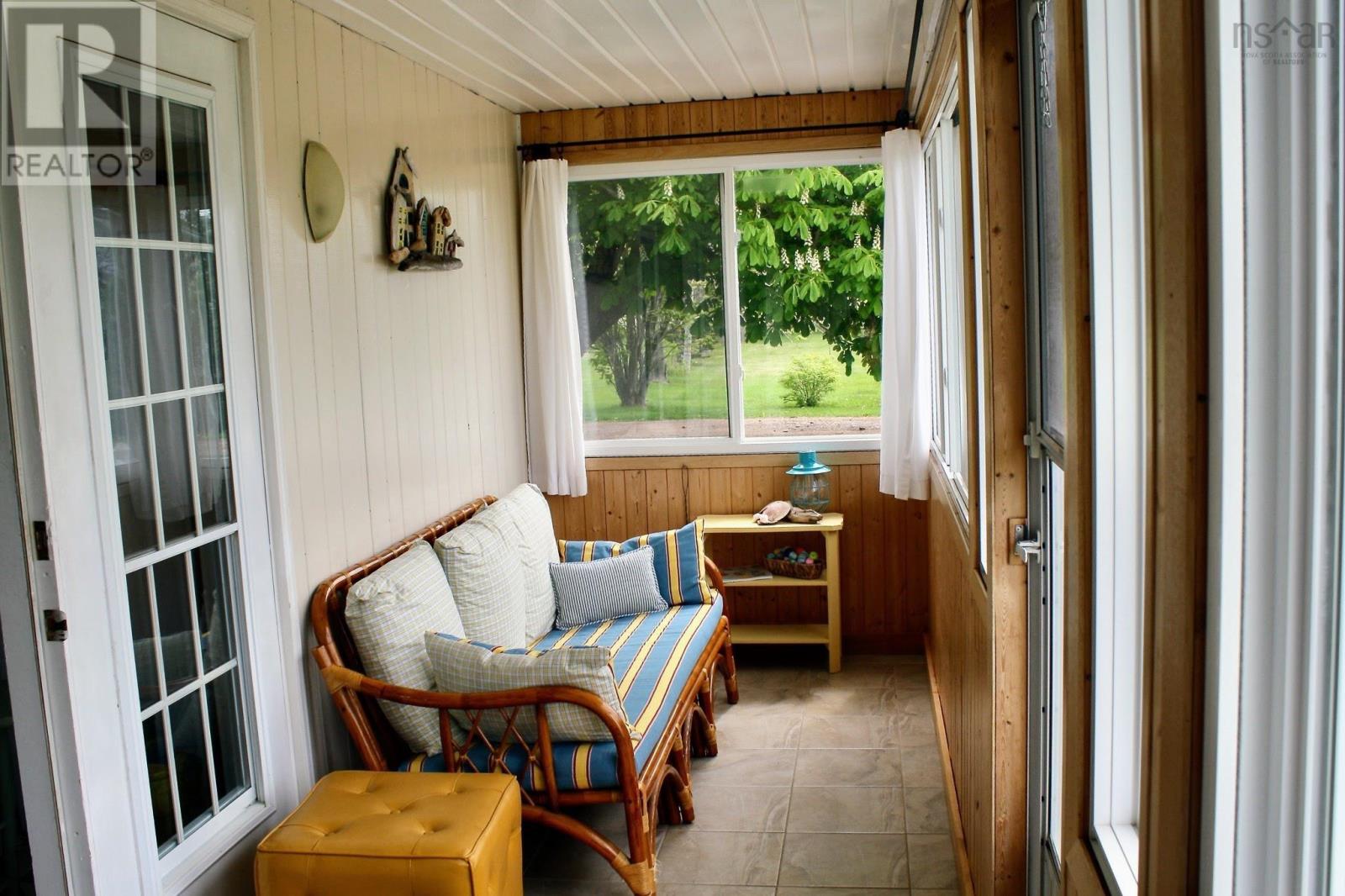 11 Ells Lane Property Photo 9